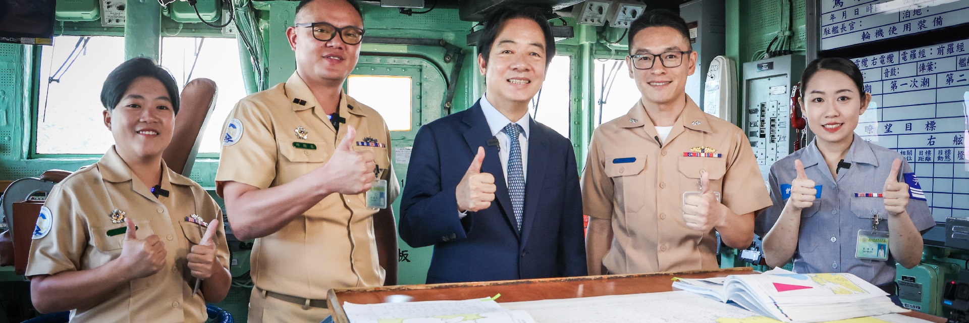 賴總統登軍艦拍攝莒光園地　感謝官兵捍衛海疆